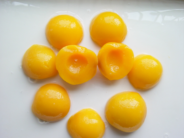 Canned Yellow Peaches